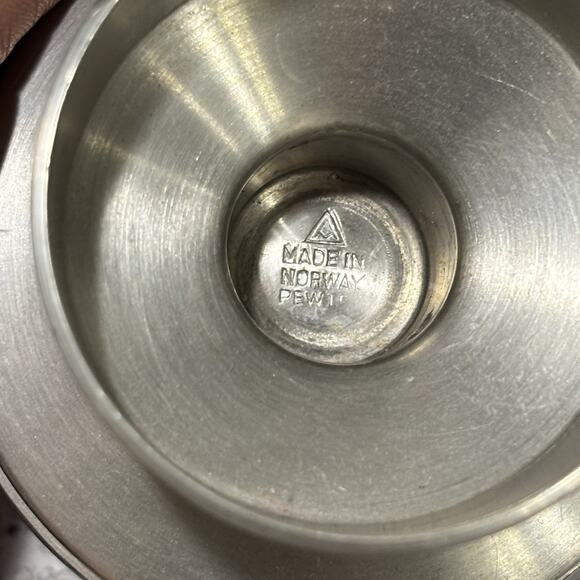 Norwegian Selandia Pewter 2-5/8" Candleholders Acanthus Design Made in NORWAY - Picture 4 of 8